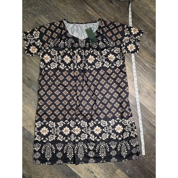 Tugge Dresses & Skirts - Tugge Womens Damask Boho Print Short Sleeve Dress Medium M NWT Black Pockets